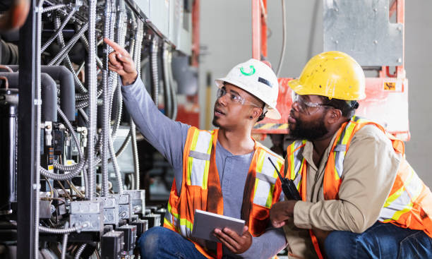Best Industrial Electrical Services  in Castle Rock, WA